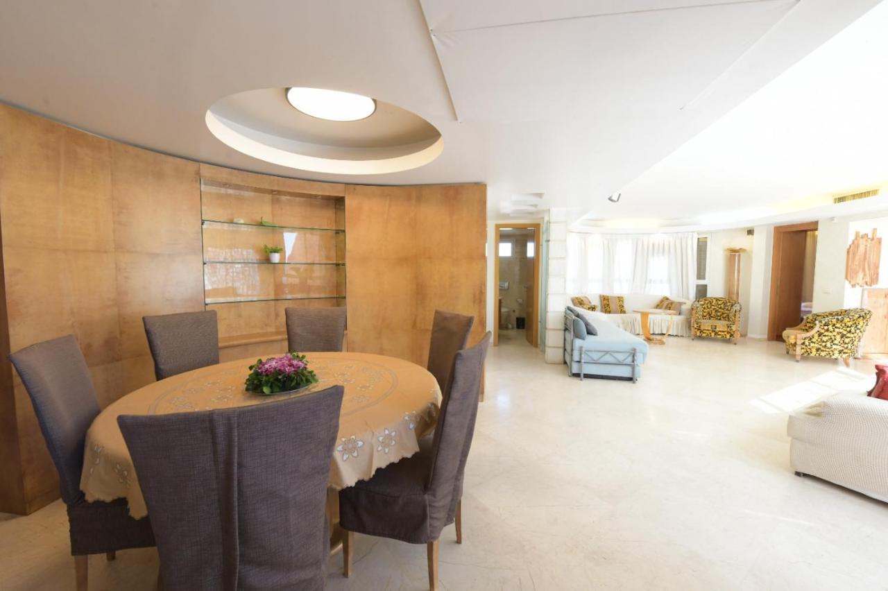 Apartment Luxury Top 300M Penthouse With Privat Pool On The Roof Near The Sea Full Sea View *